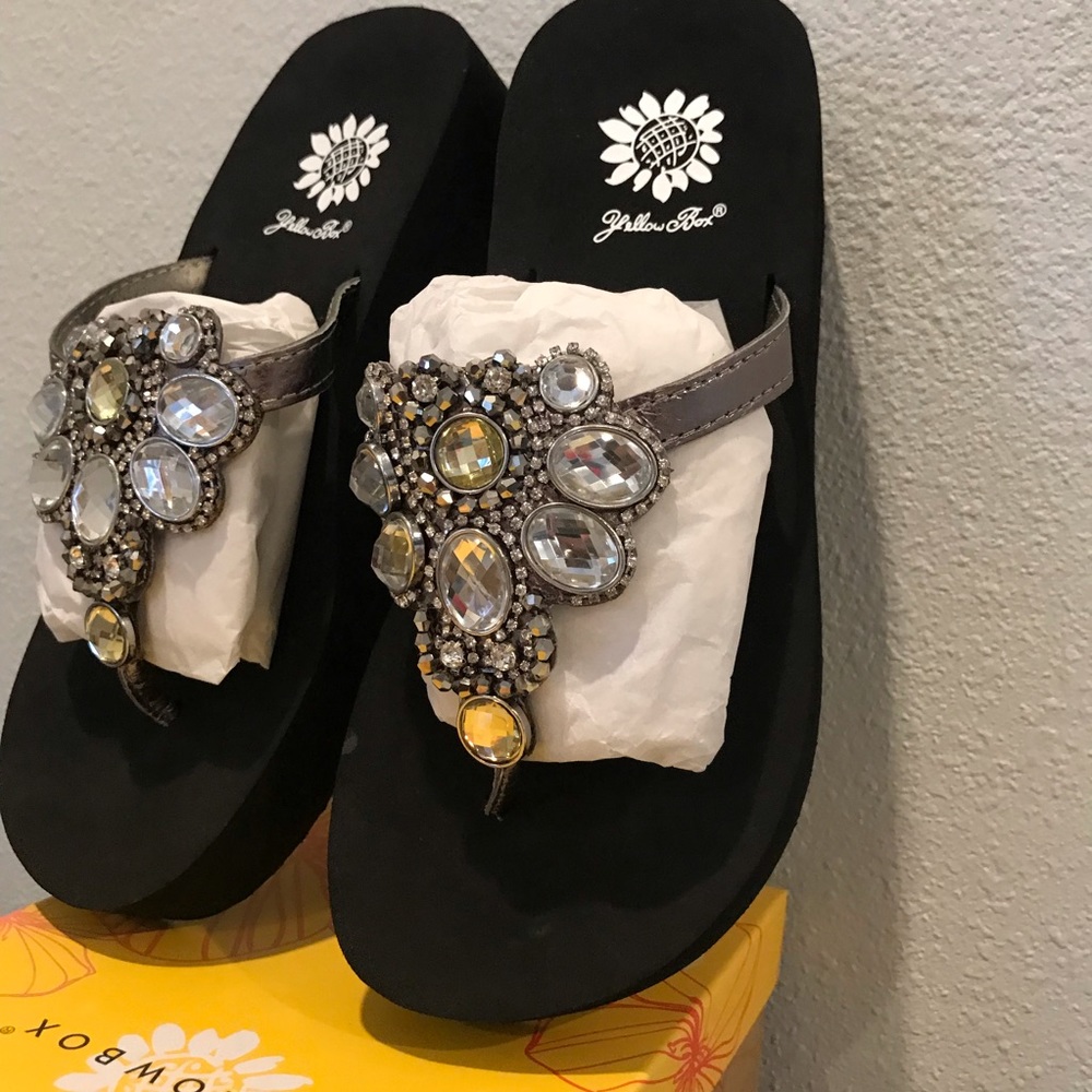 Yellow box sandals